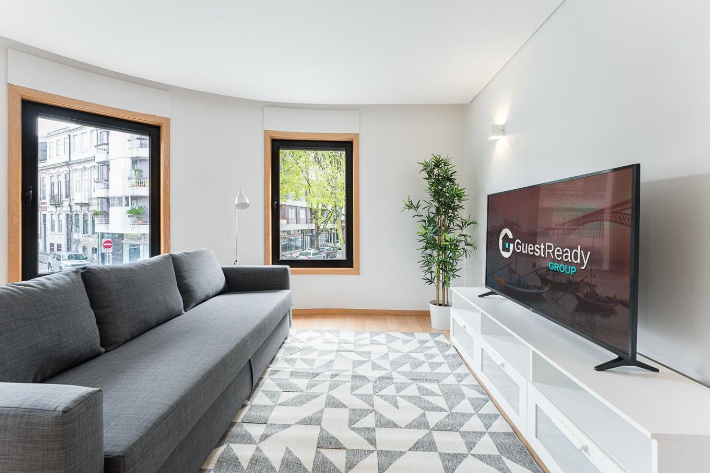 Guestready - Artsy Apartment Порто Екстериор снимка